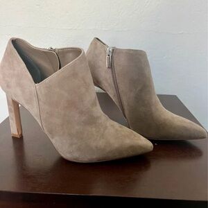 Elegant Taupe Suede Heeled Boots